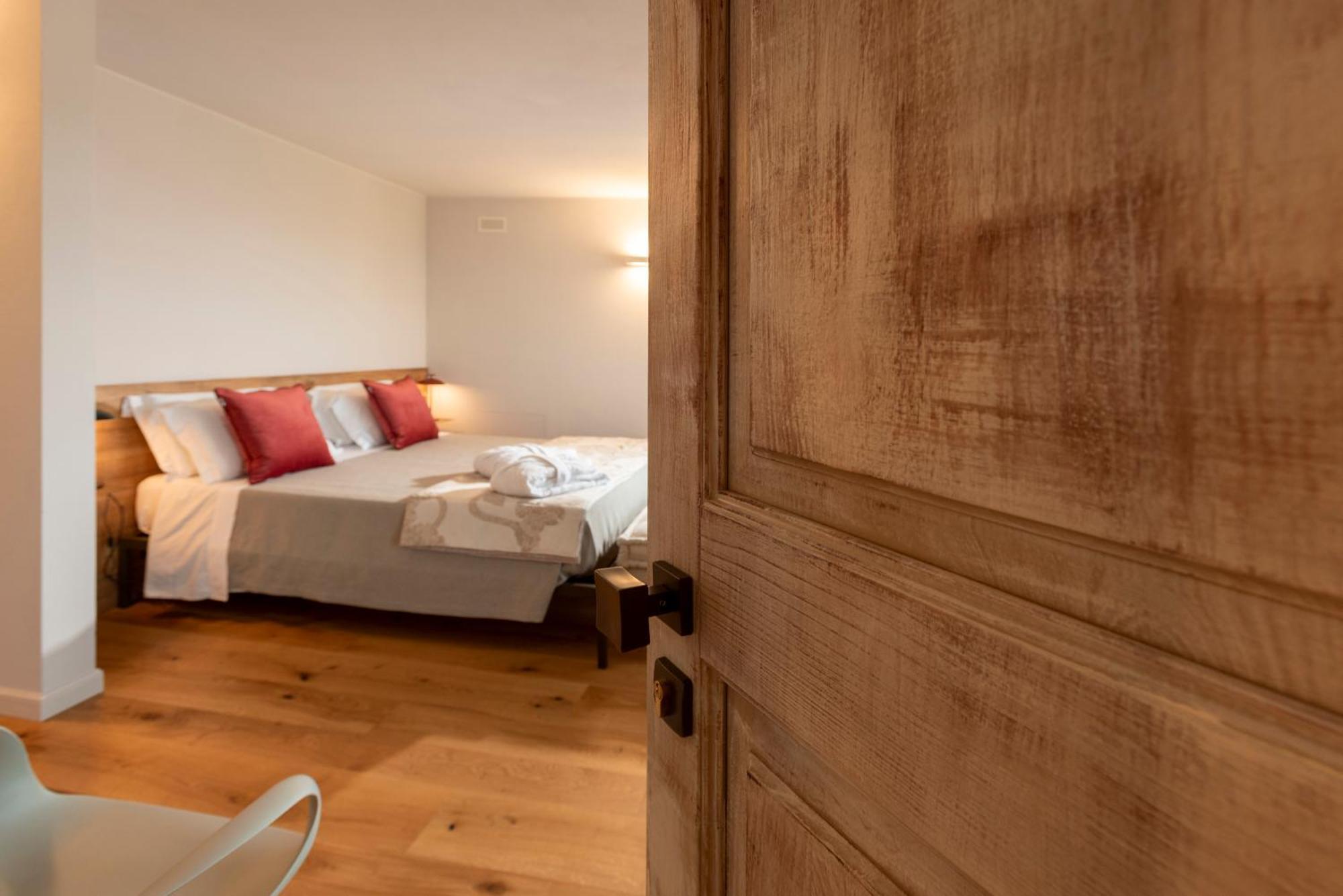Antica Dimora Dosio Bed and Breakfast La Morra Εξωτερικό φωτογραφία