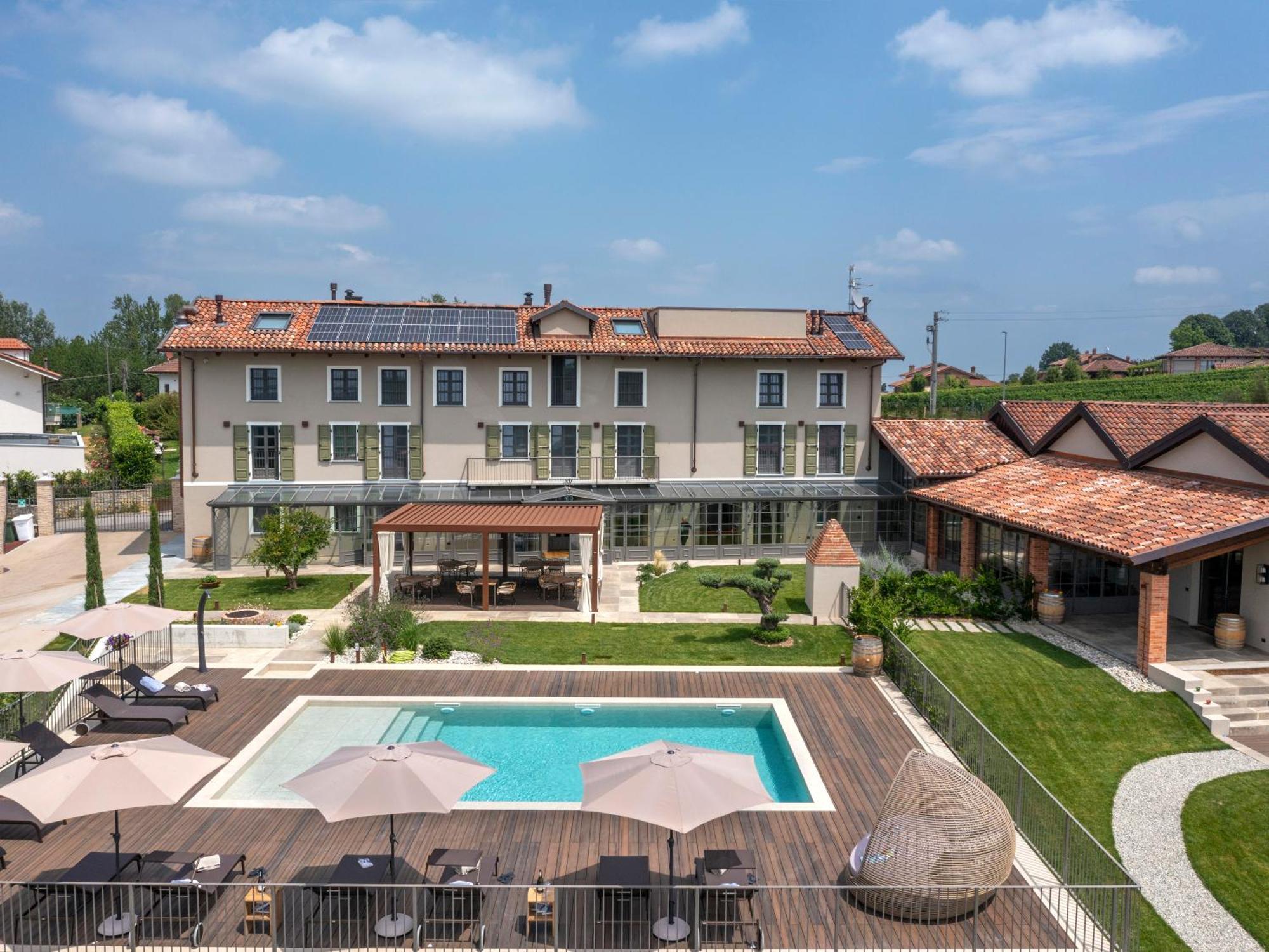 Antica Dimora Dosio Bed and Breakfast La Morra Εξωτερικό φωτογραφία
